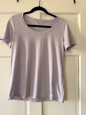 Nike Lavender Scoop Neck Short Sleeve Tee